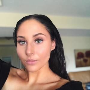 Meet your Posher, Sierra